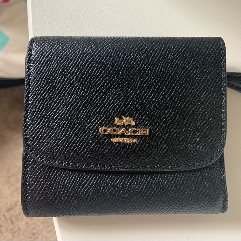 ✨Coach Wallet✨
